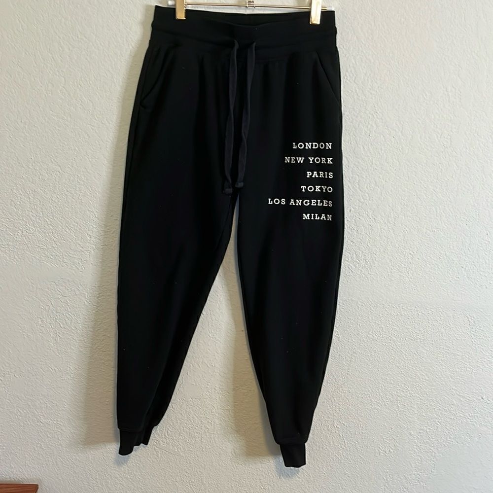 Zoe + Liv Fleece Joggers Size S Black GUC